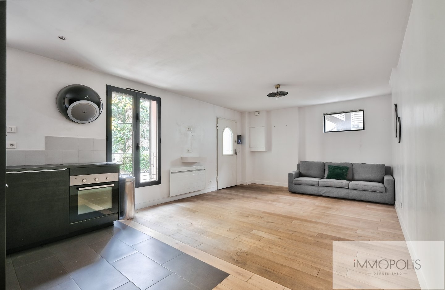 Charmant deux pièces avec vue degagée – Butte Montmartre – Paris XVIII 1