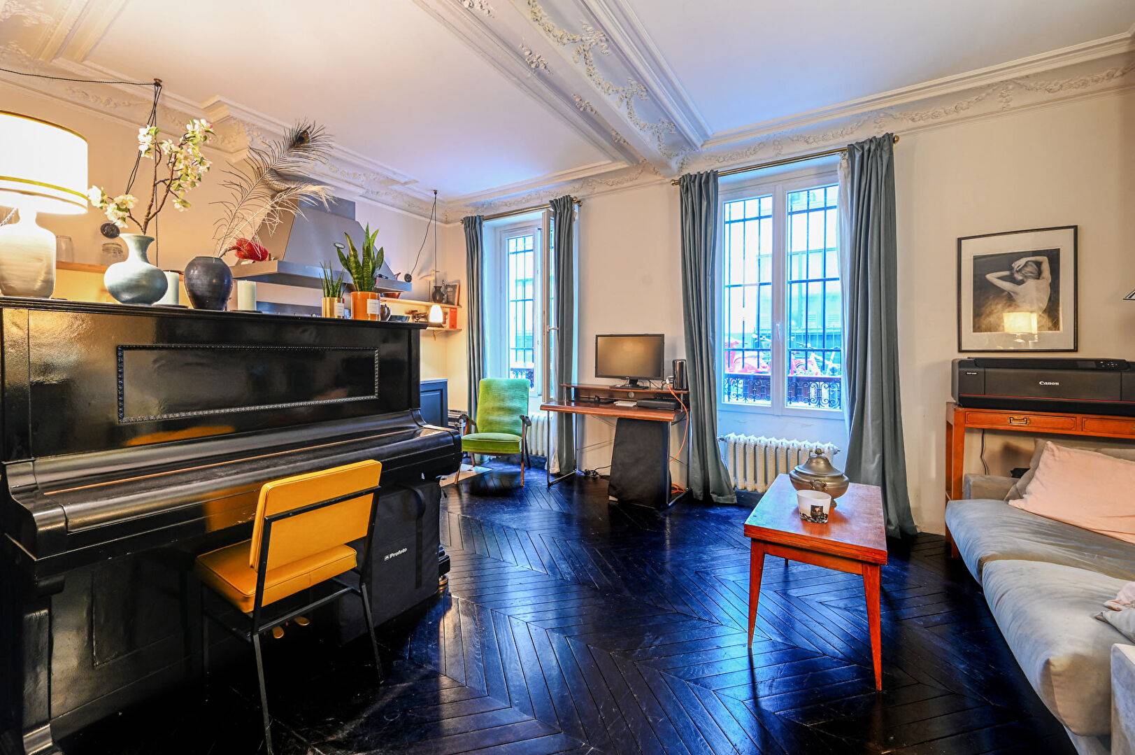 Beautiful two rooms of 45 m² refurbished! 1