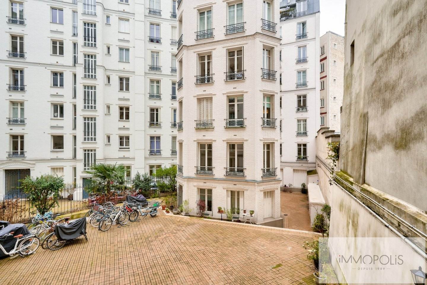 Avenue Junot – Paris XVIII. 13