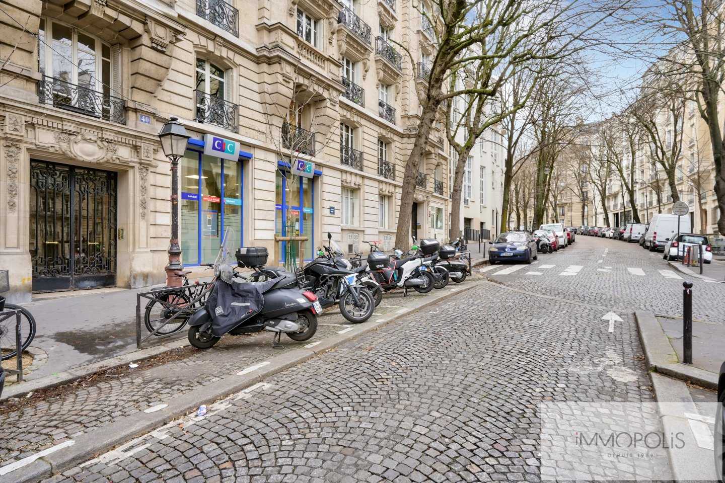 Avenue Junot – Paris XVIII. 16