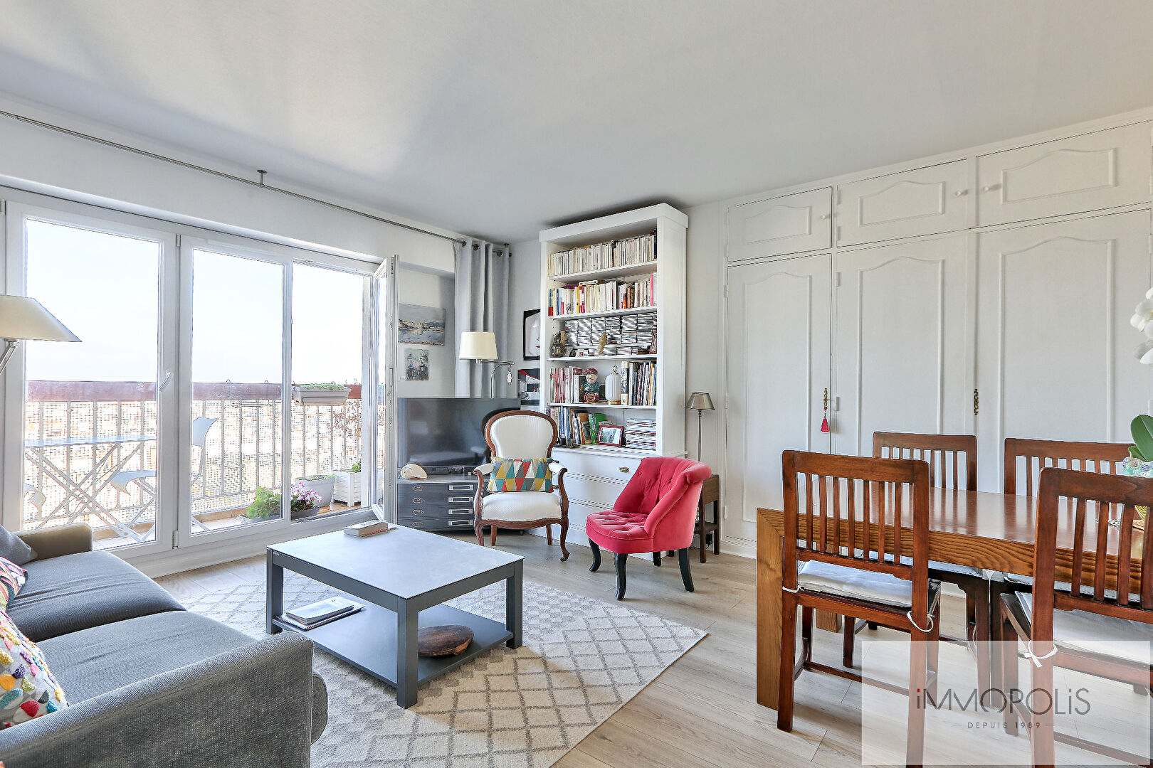 Lamarck Caulaincourt – 2 rooms Balcony – Panoramic view 1