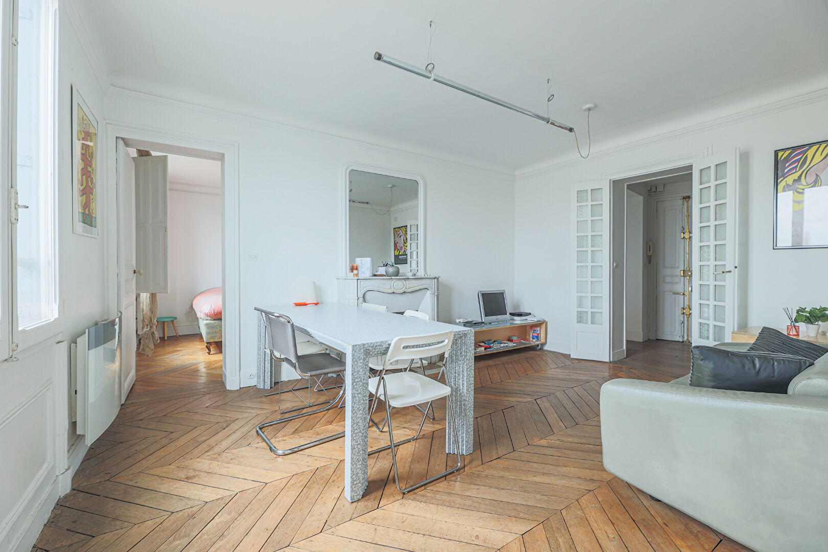 Paris 10th, 4 rooms Last Full Sky Floor, 2