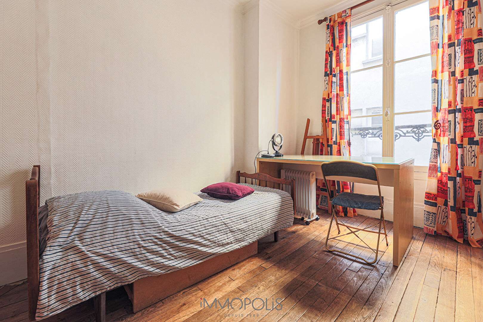 Duplex rue Lepic in the Abbesses. 11