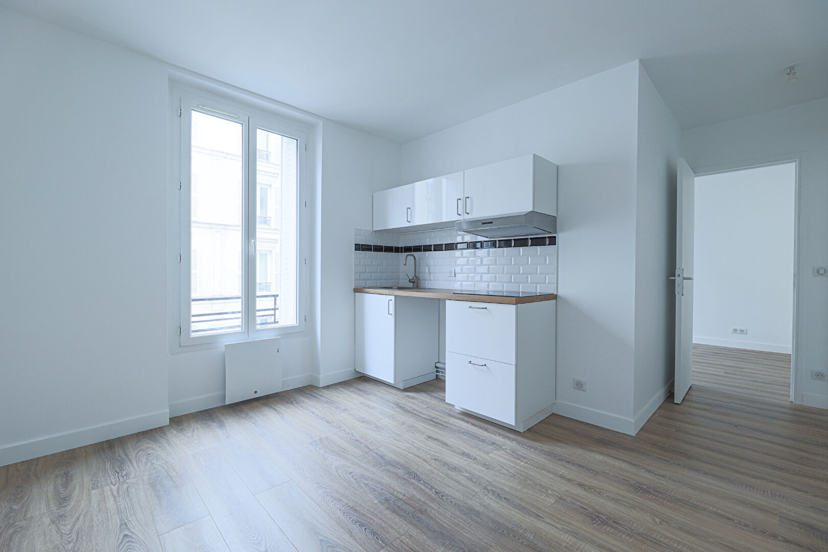 Paris apartment 2 room (s) 28 m2 1