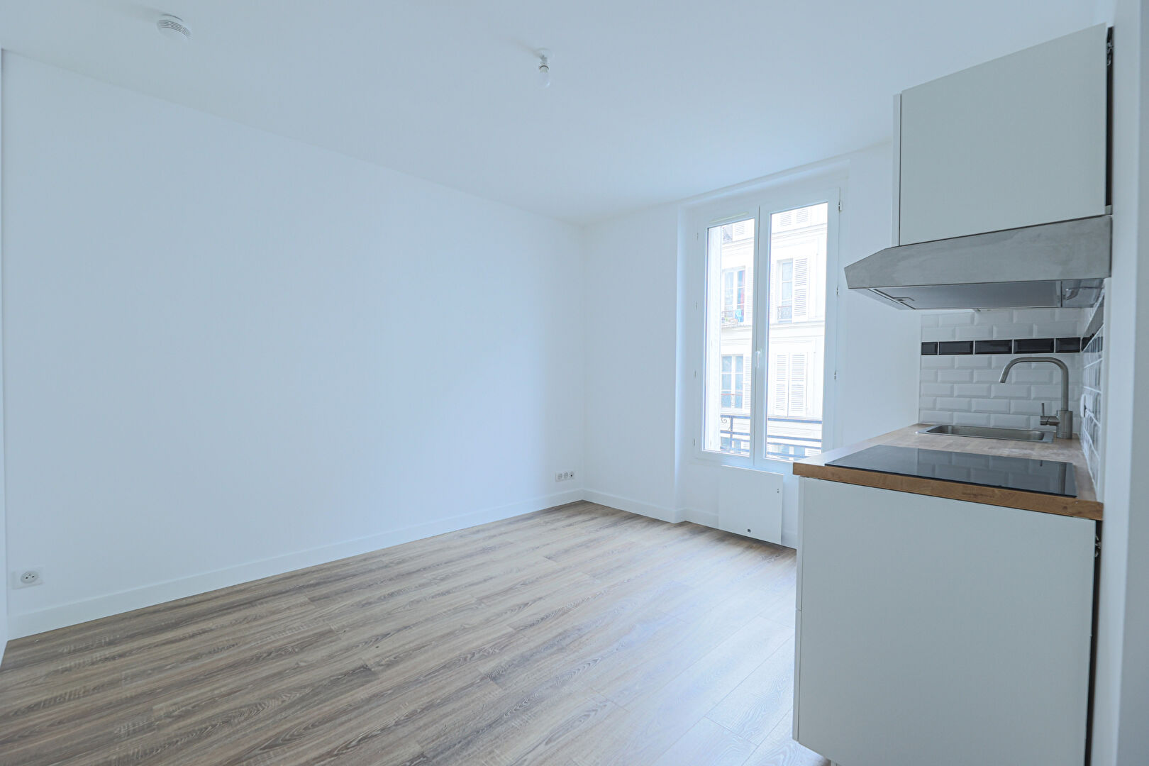 Appartement Paris 2 pièce(s) 28 m2 2