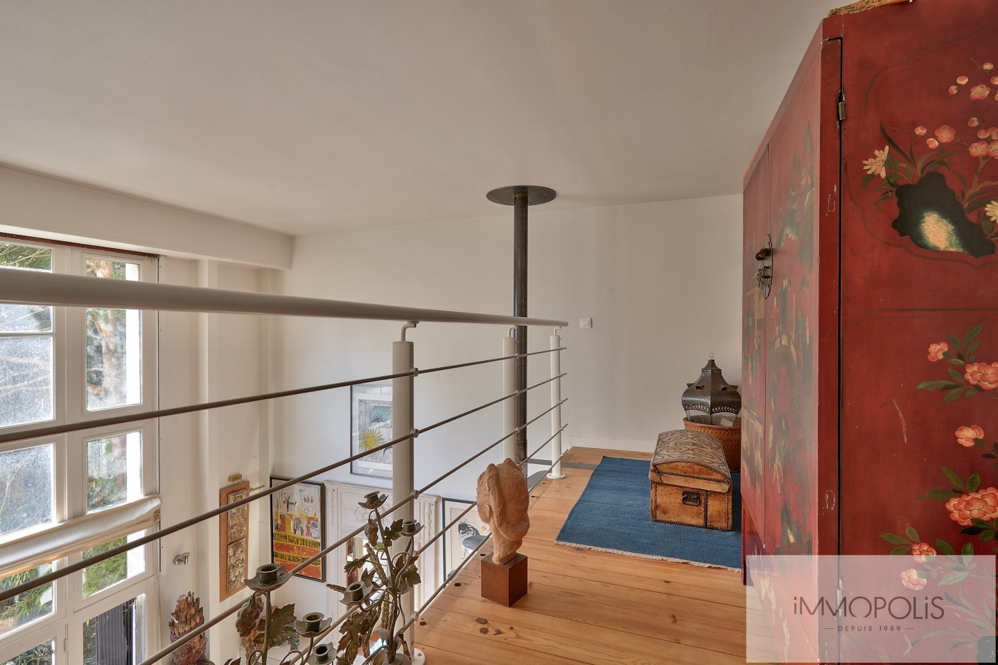 Bel atelier avec jardin en plein Montmartre. 12