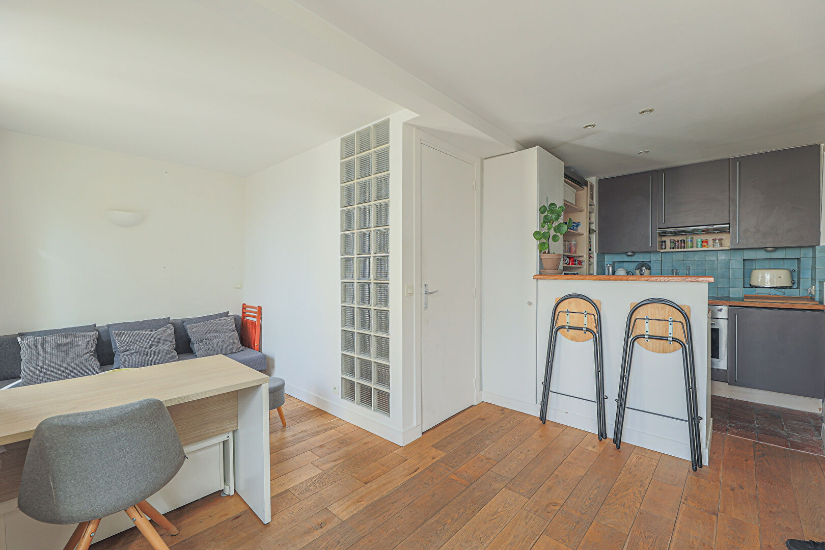 Abbesses 2 piece (s) with views 4