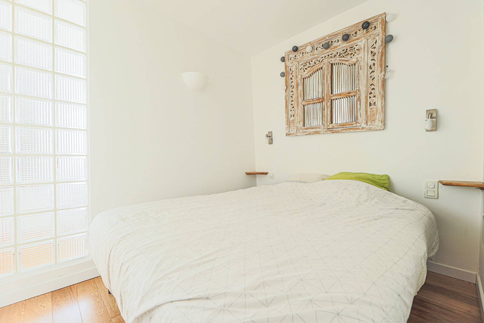 Abbesses 2 piece (s) with views 6