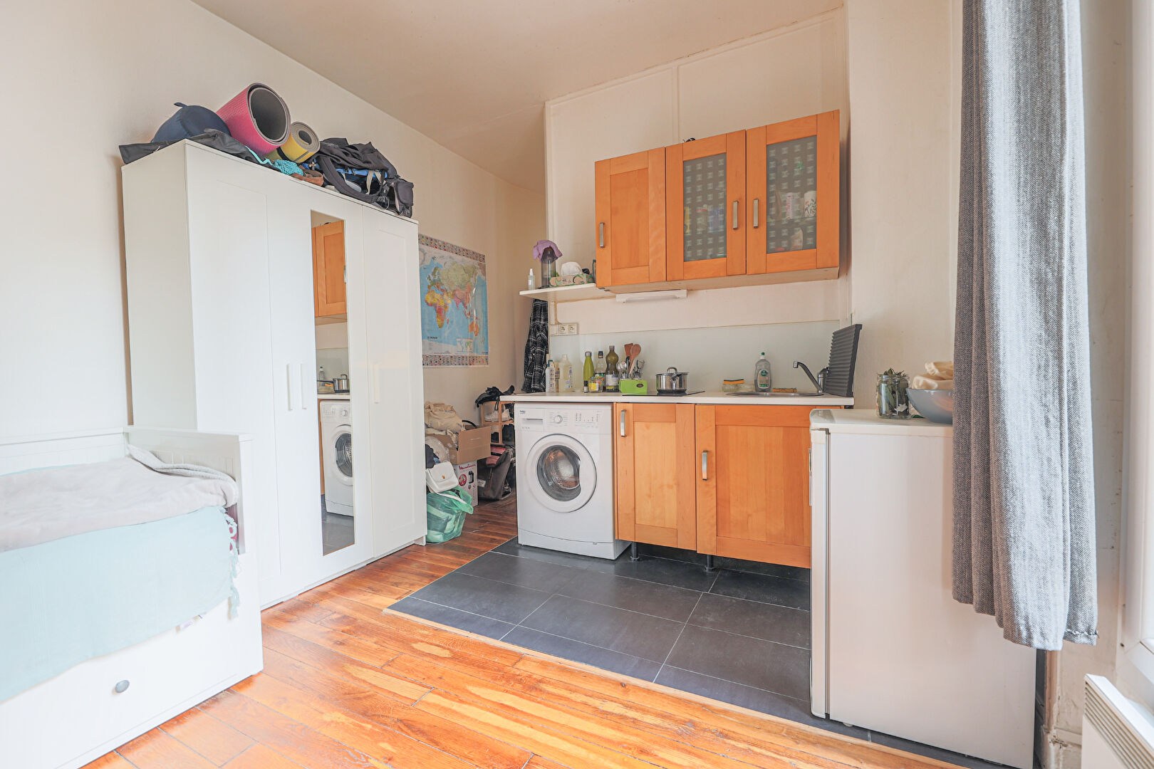 Studio rue Joseph de Maistre, ideal investor, opposite the square Carpeaux 3