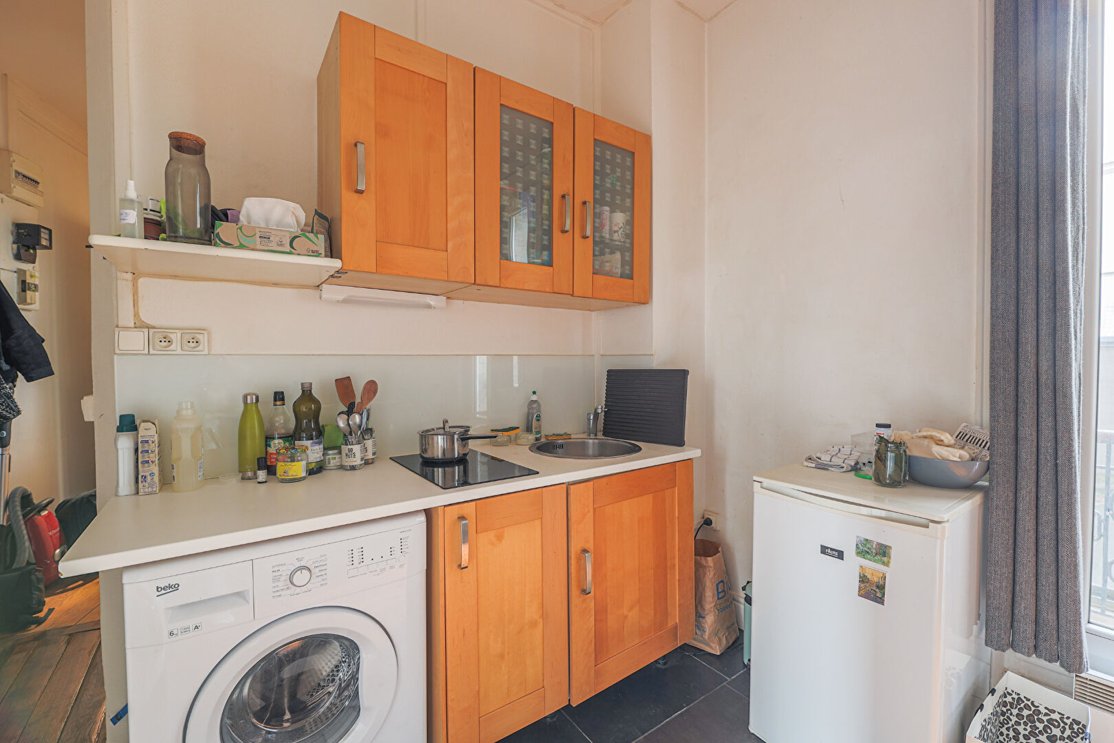Studio rue Joseph de Maistre, ideal investor, opposite the square Carpeaux 4