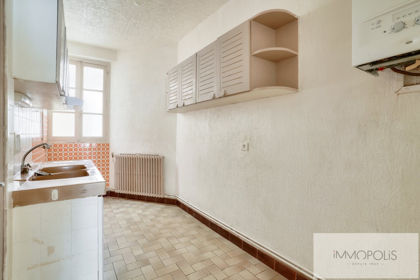 Studio rue Durantin aux Abbesses. 6