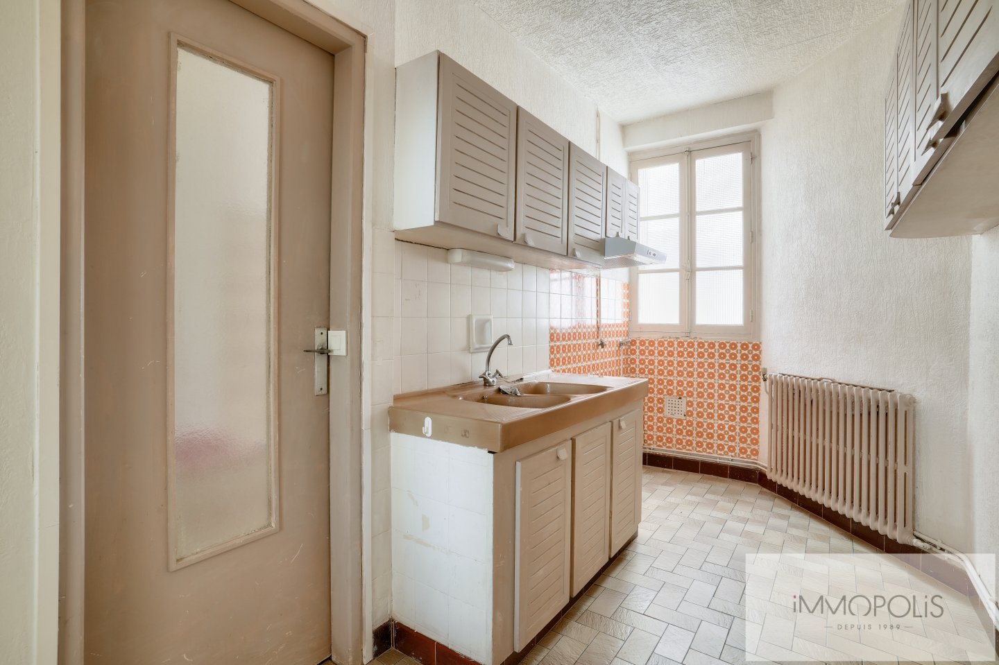 Studio rue Durantin aux Abbesses. 8