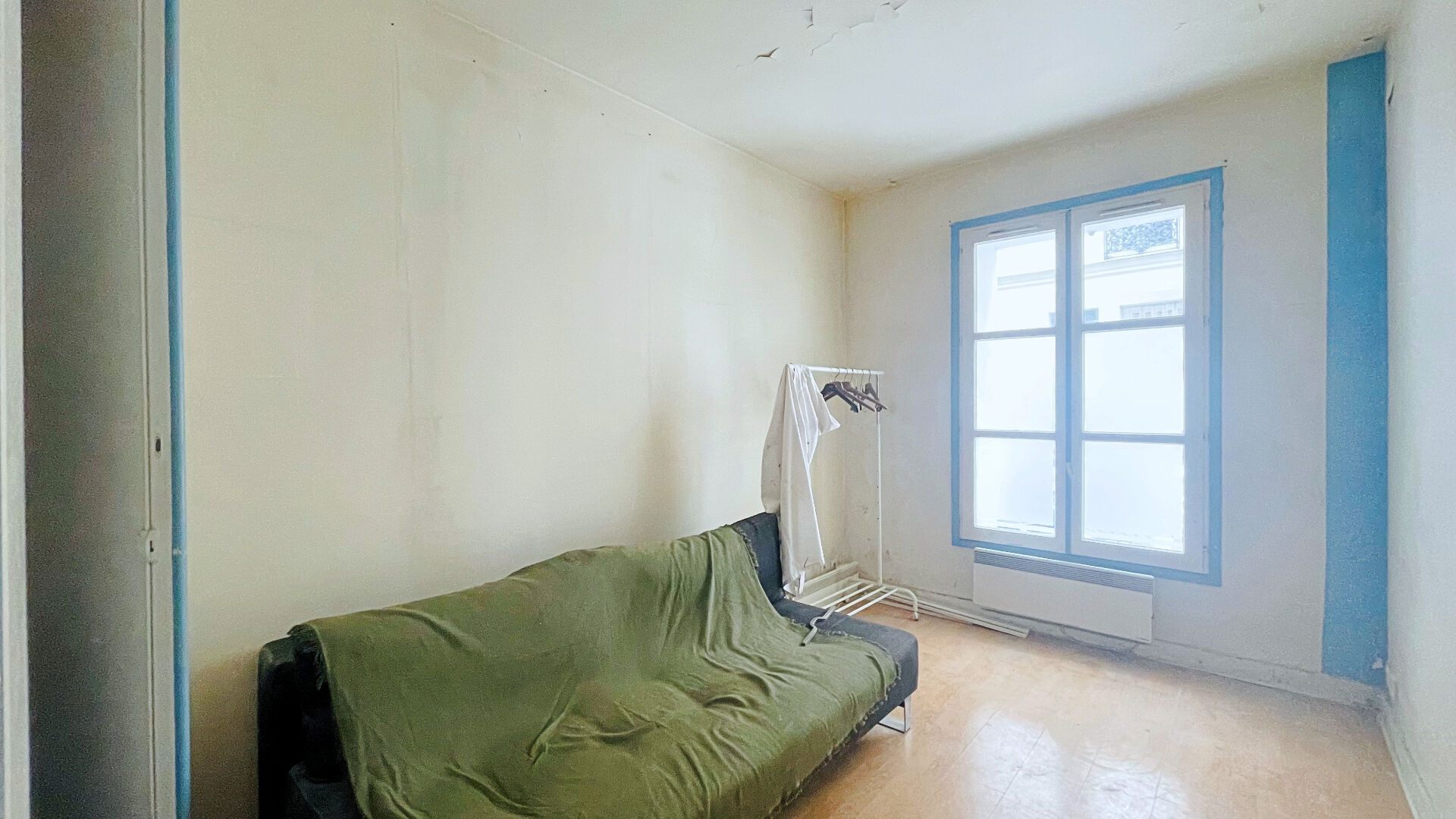 Good deal: 45 m² modernizing apartment in the heart of the abbesses in Monamrtre! 9
