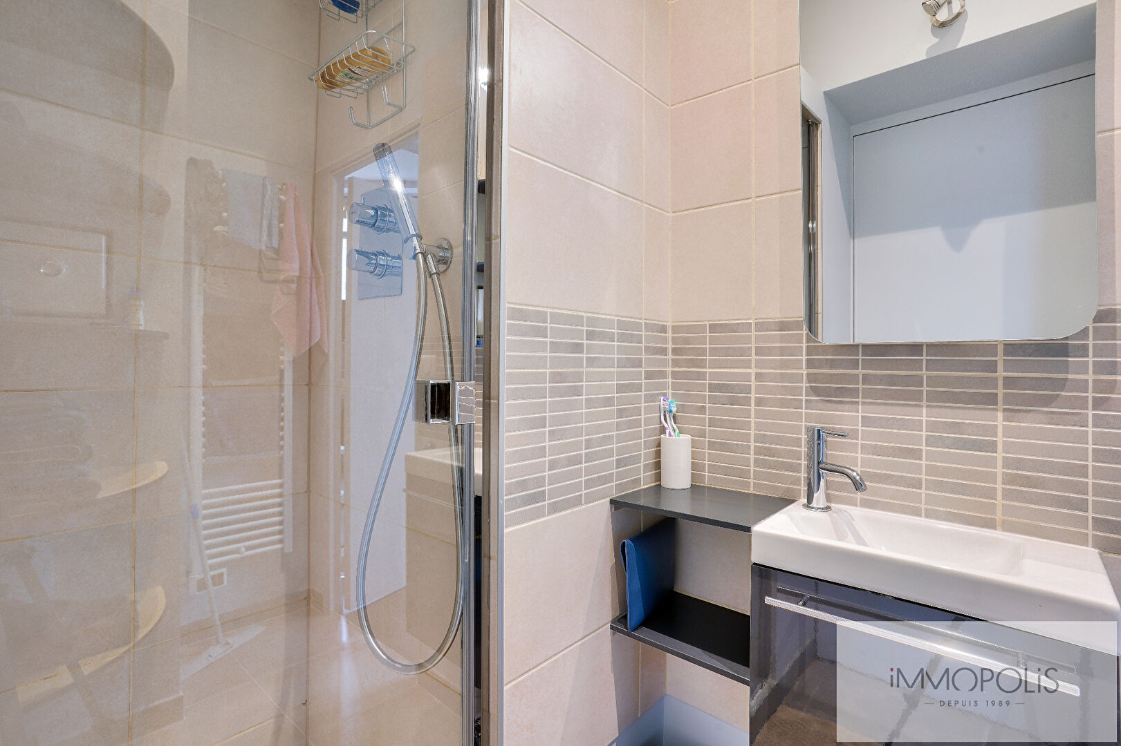 LOCAL COMMERCIAL AMENAGÉ EN APPARTEMENT ! 10