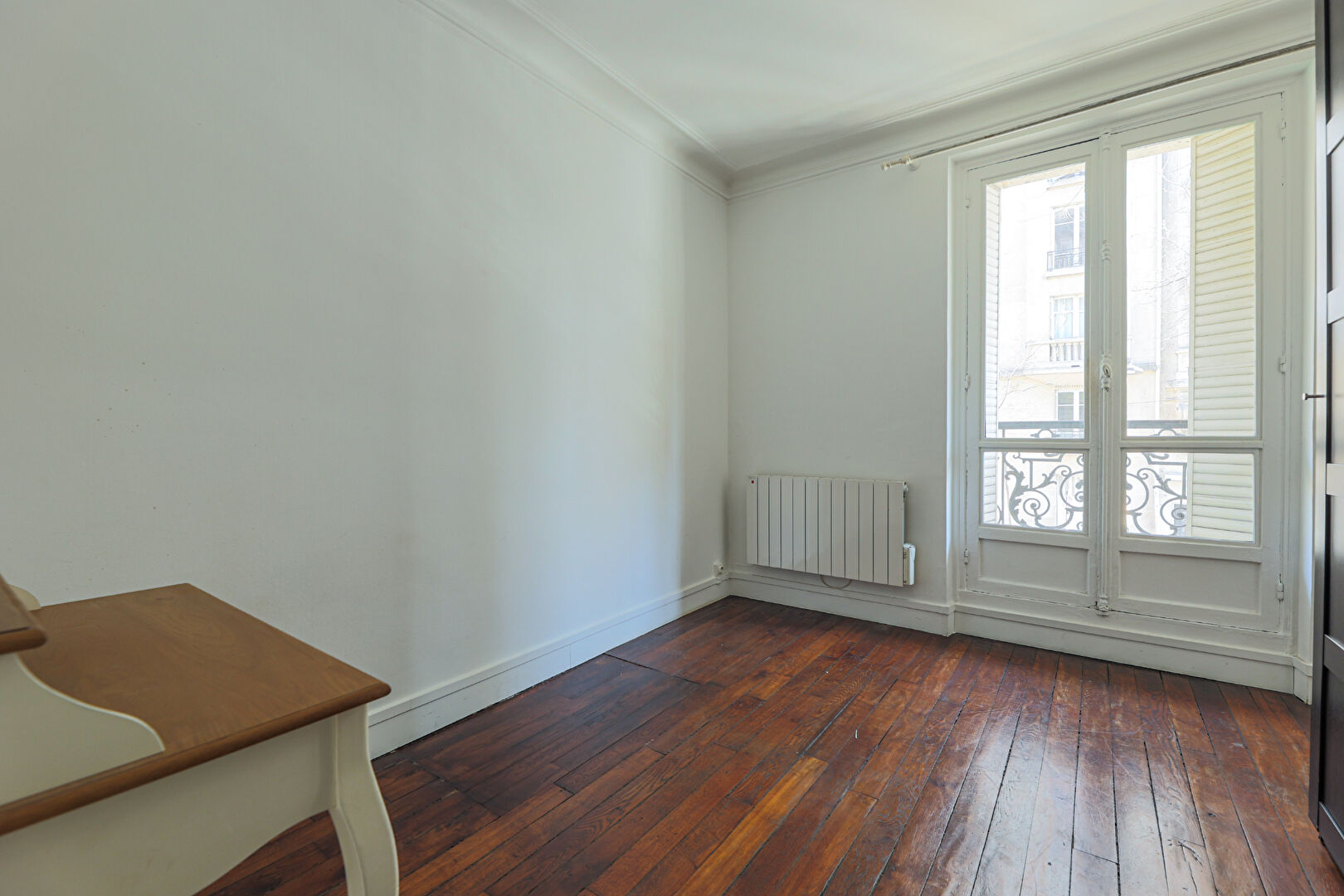 Beau deux pièces rue Caulaincourt 6
