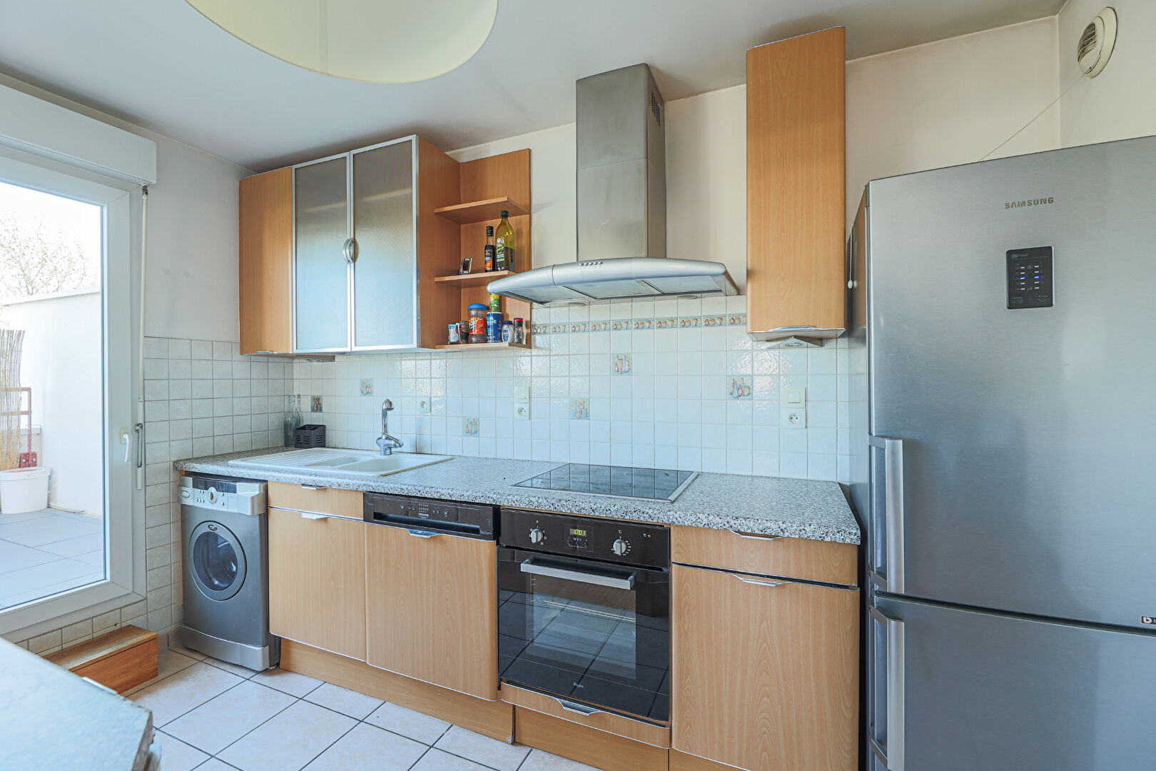 Appartement familial de 74 m² environs en dernier étage avec terrasse! 7