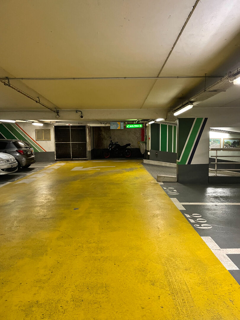 PARKING EN CONCESSION – MAIRIE 19E. 3