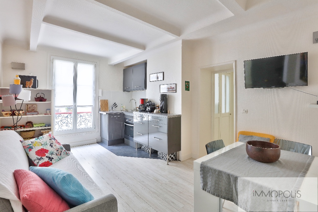 Town Hall XVIII, rue Ramey 2 rooms of 31m² of charm !!!! 4