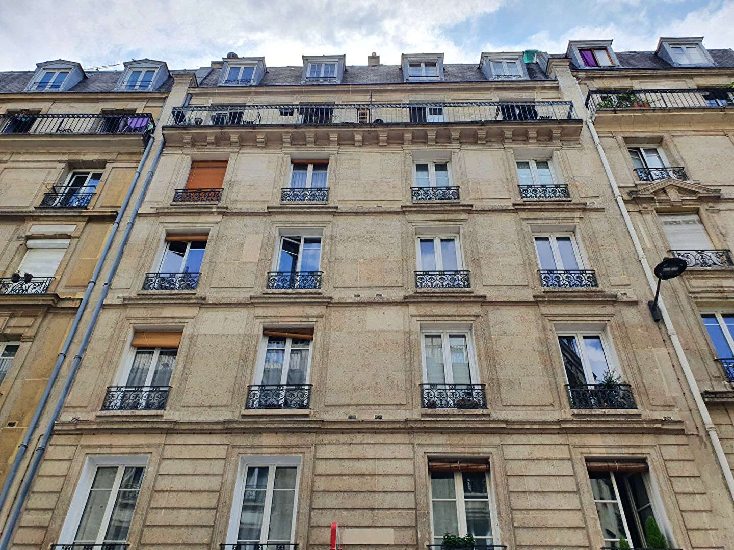 STUDIO TOUT CONFORT – Mairie Jules – Joffrin 8