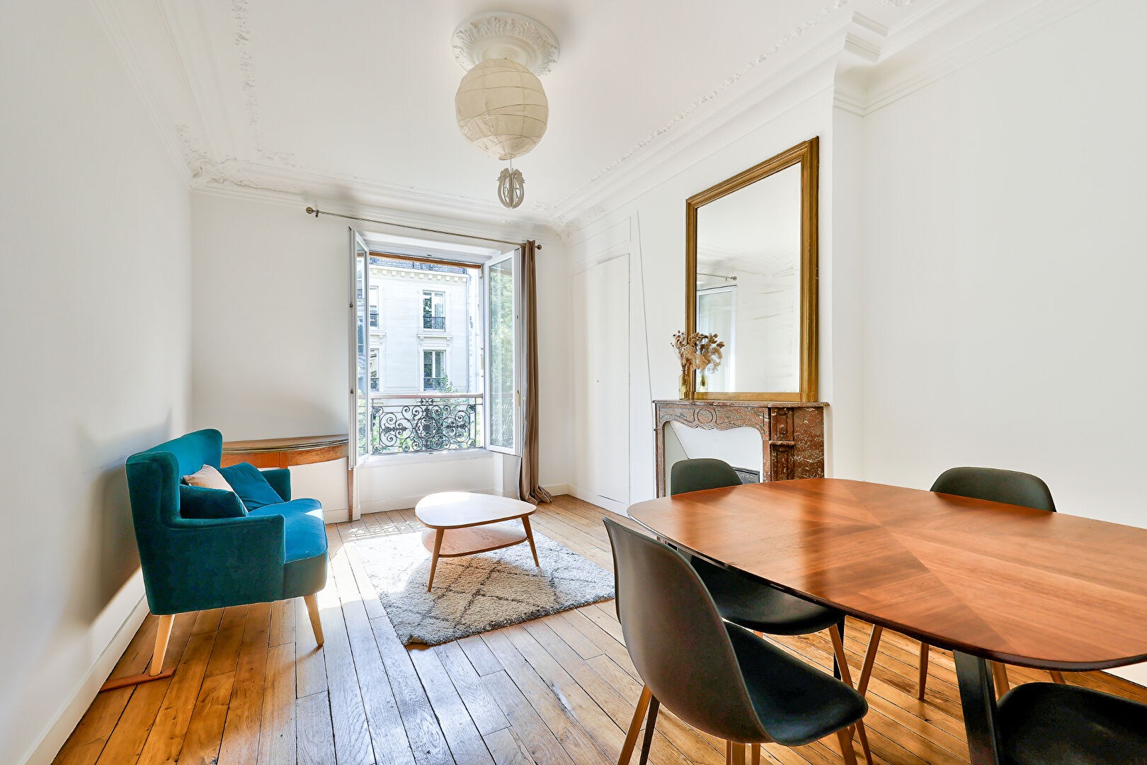 Custine /Ramey 2 rooms 38.20 m² facing south 2