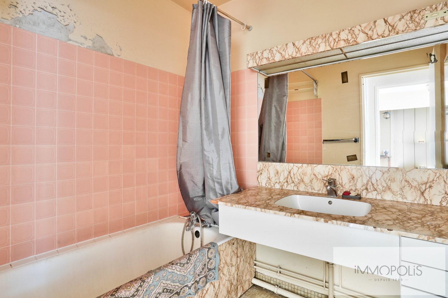 Rue du Poteau – Paris 18e. 13