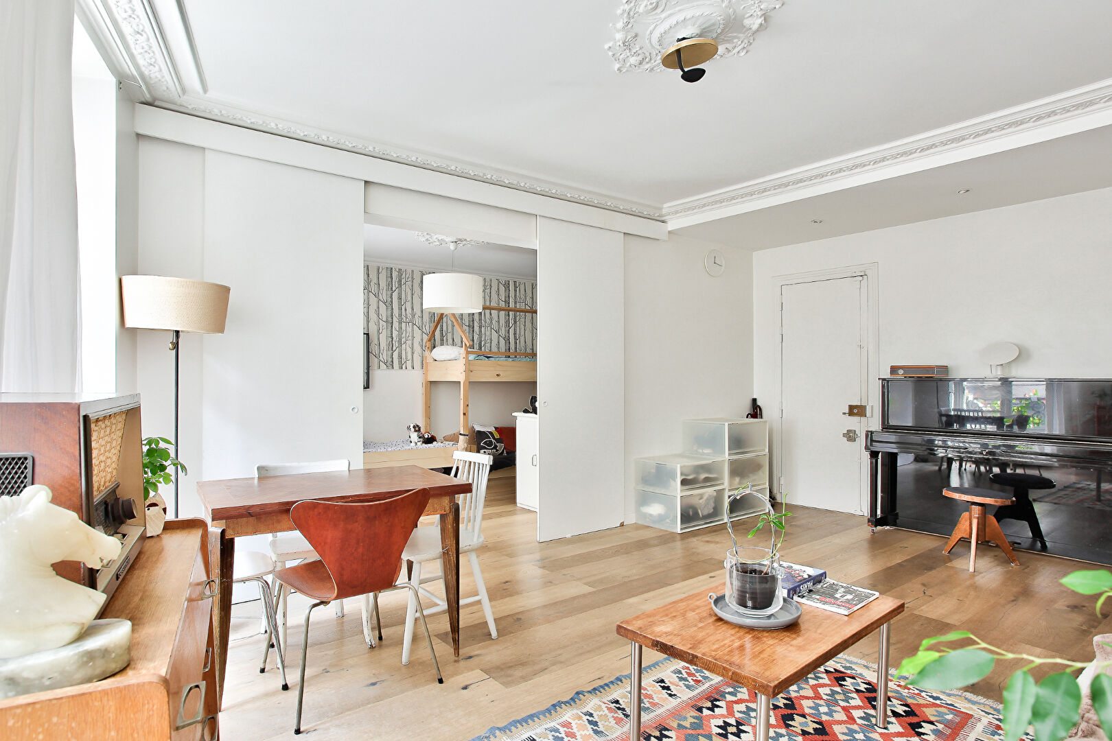Paris 3 -room apartment (s) 58 m2 1