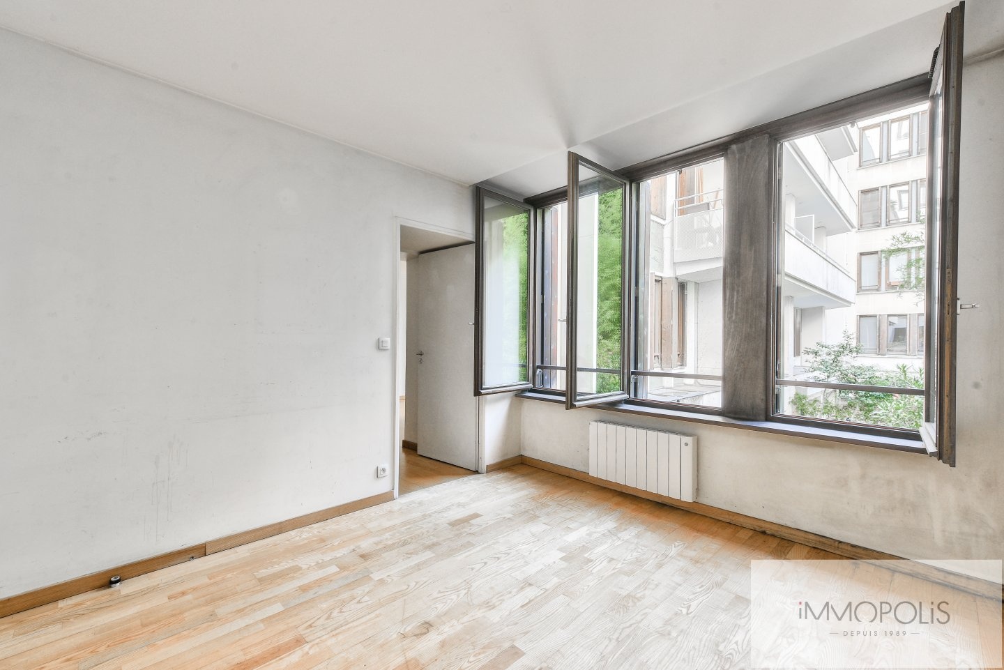 ATELIER D’ARTISTE – AUTEUIL 9