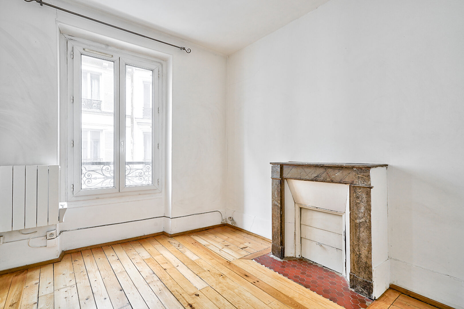 Two pieces in the heart of the abbesses! 10