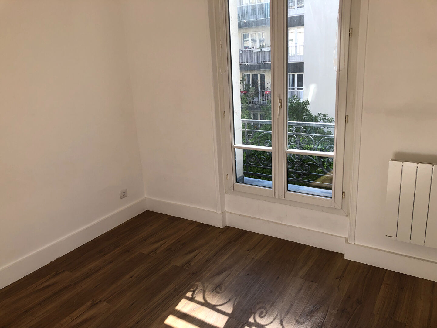 Paris apartment 2 room (s) 29.98 m2 4