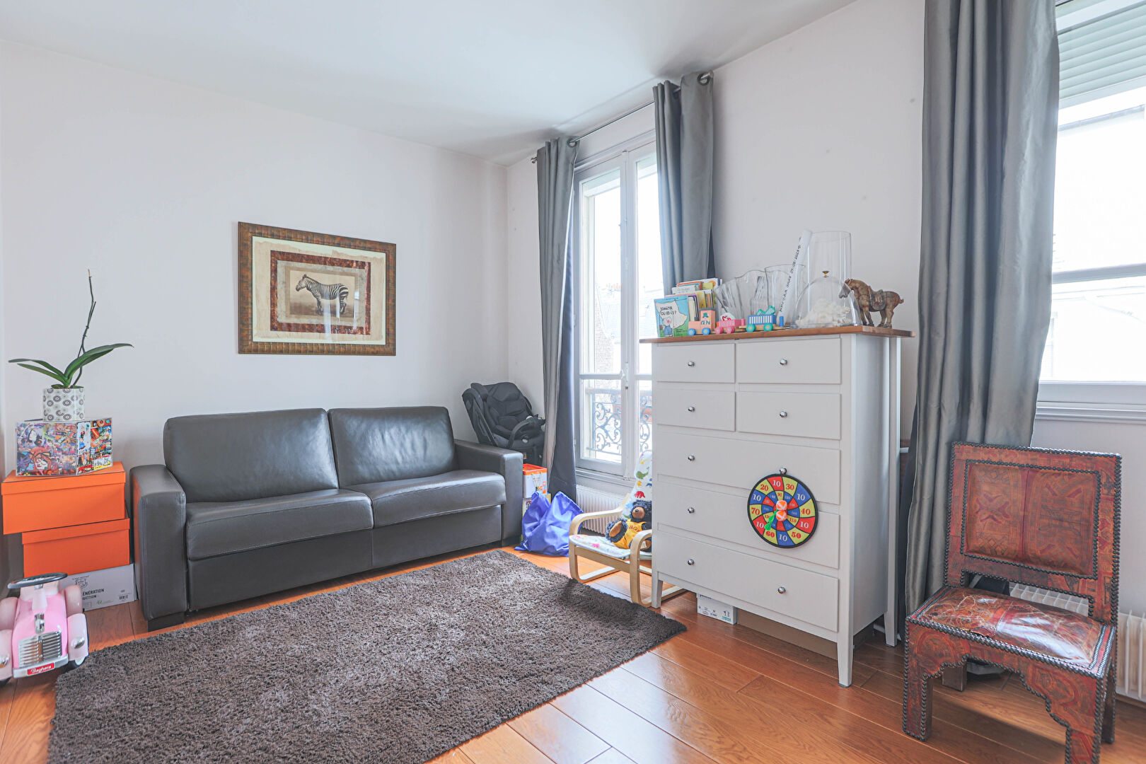 Family apartment in the Abbesses – Paris 18th. 9
