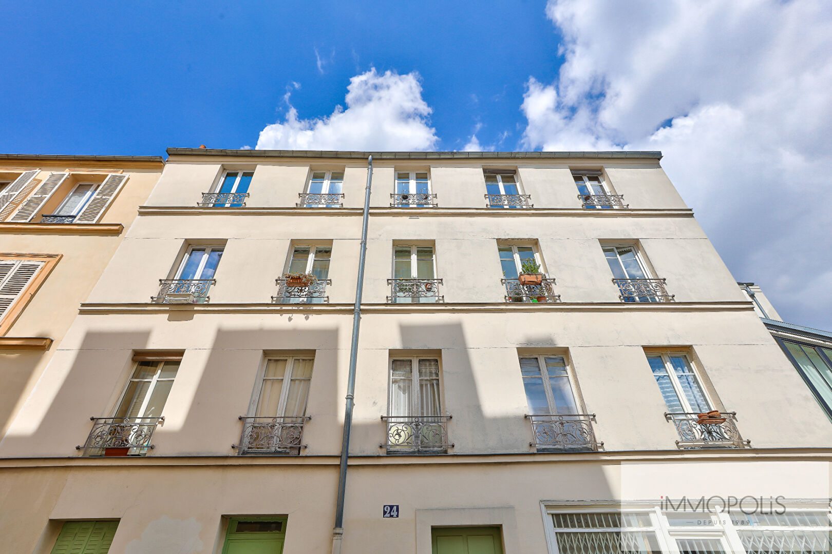 Appartement Paris 2 pièce(s) 52.75 m2 17
