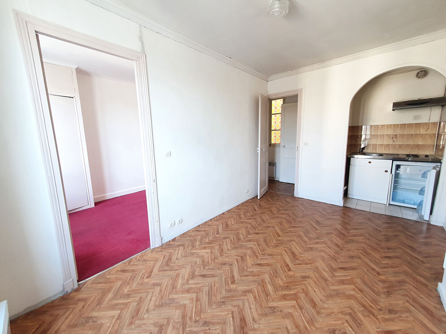 DEUX PIECES DE 31M² A RÉNOVER 11