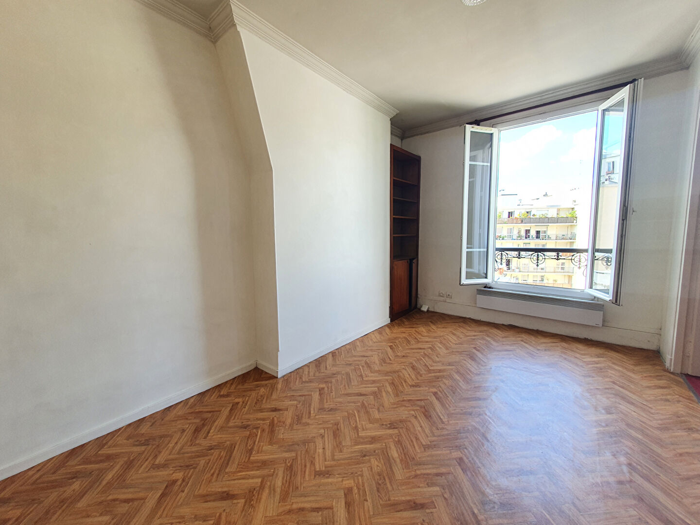 DEUX PIECES DE 31M² A RÉNOVER 3