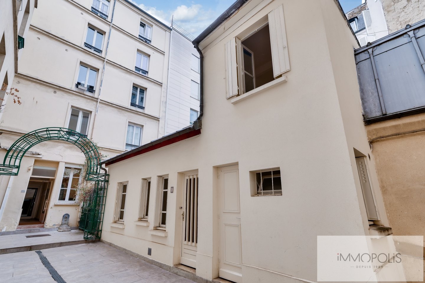 Rue de Sèvres – Paris VI. 16