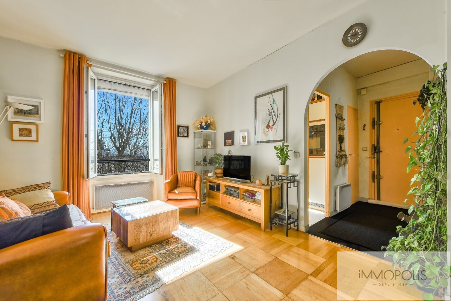 Duplex avec vue dégagée en plein coeur des Abbesses. 5