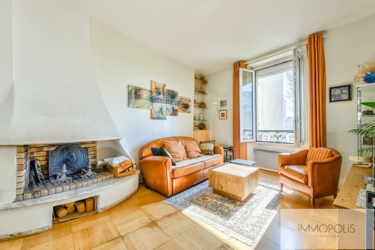Duplex avec vue dégagée en plein coeur des Abbesses. 8