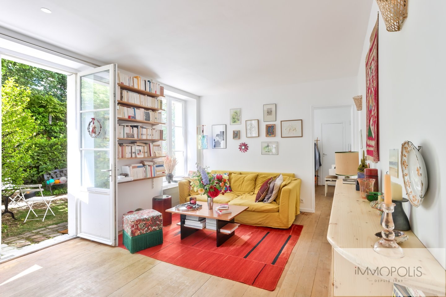 « Comme une maison » Avenue Junot. Off-market. 3