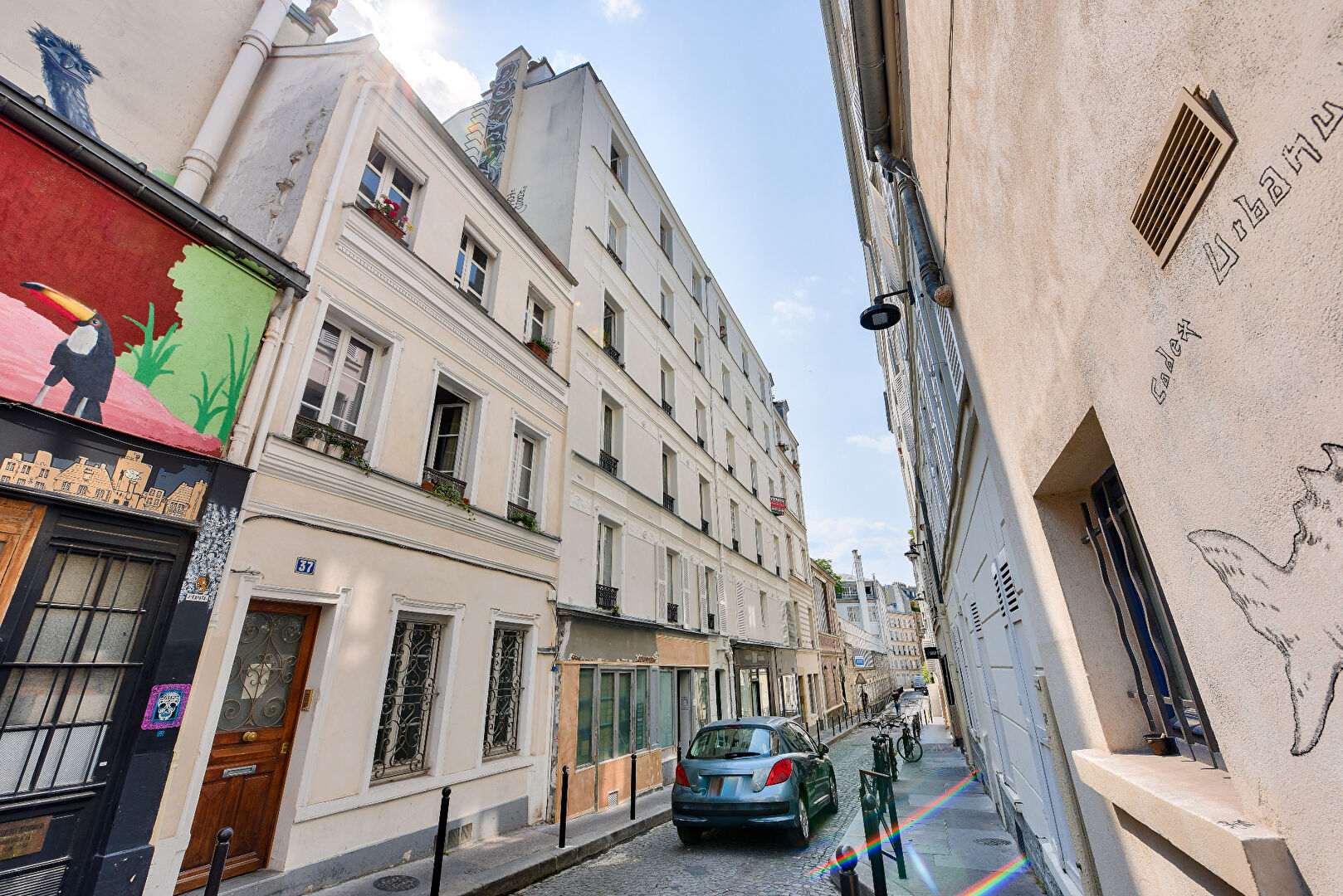 Montmartre, rue Durantin, beau 3 pièces entièrement rénové avec gout, à visiter rapidement ! 18