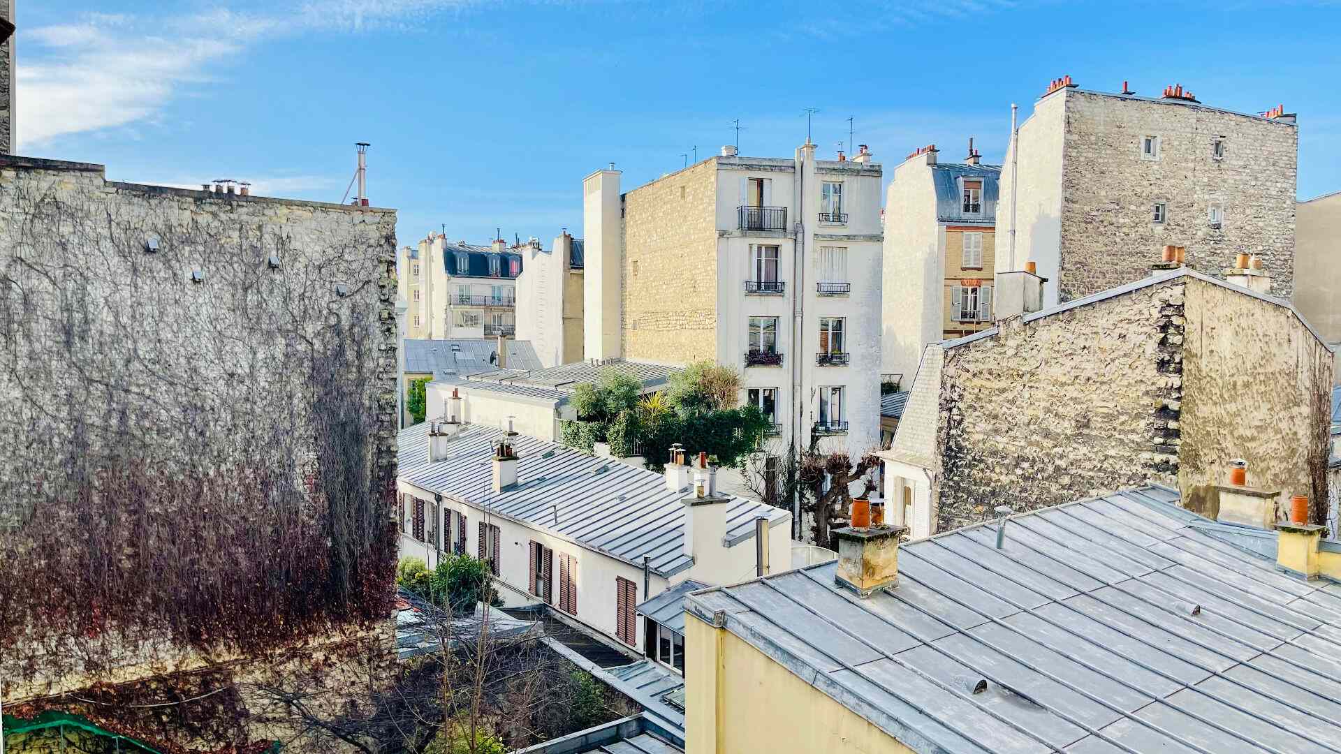 Montmartre, rue Durantin, beau 3 pièces entièrement rénové avec gout, à visiter rapidement ! 9