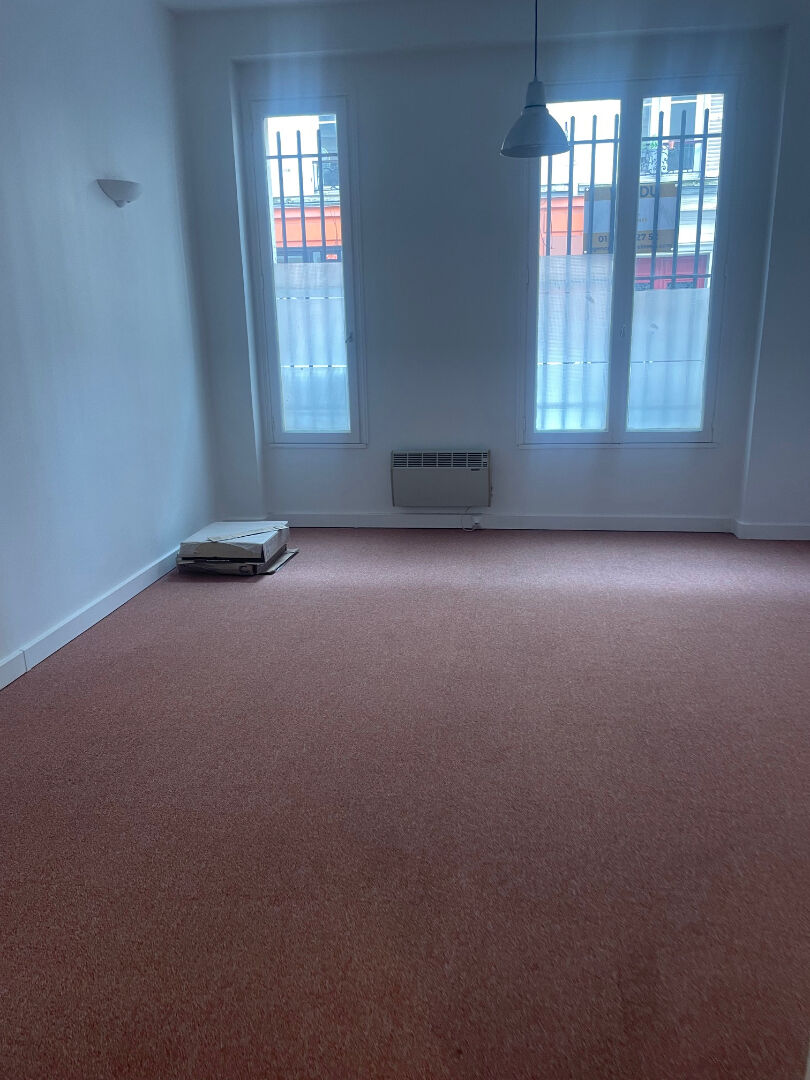 Local Commercial – bureau – prof Libérale 7 Local Commercial – bureau – prof Libérale 7