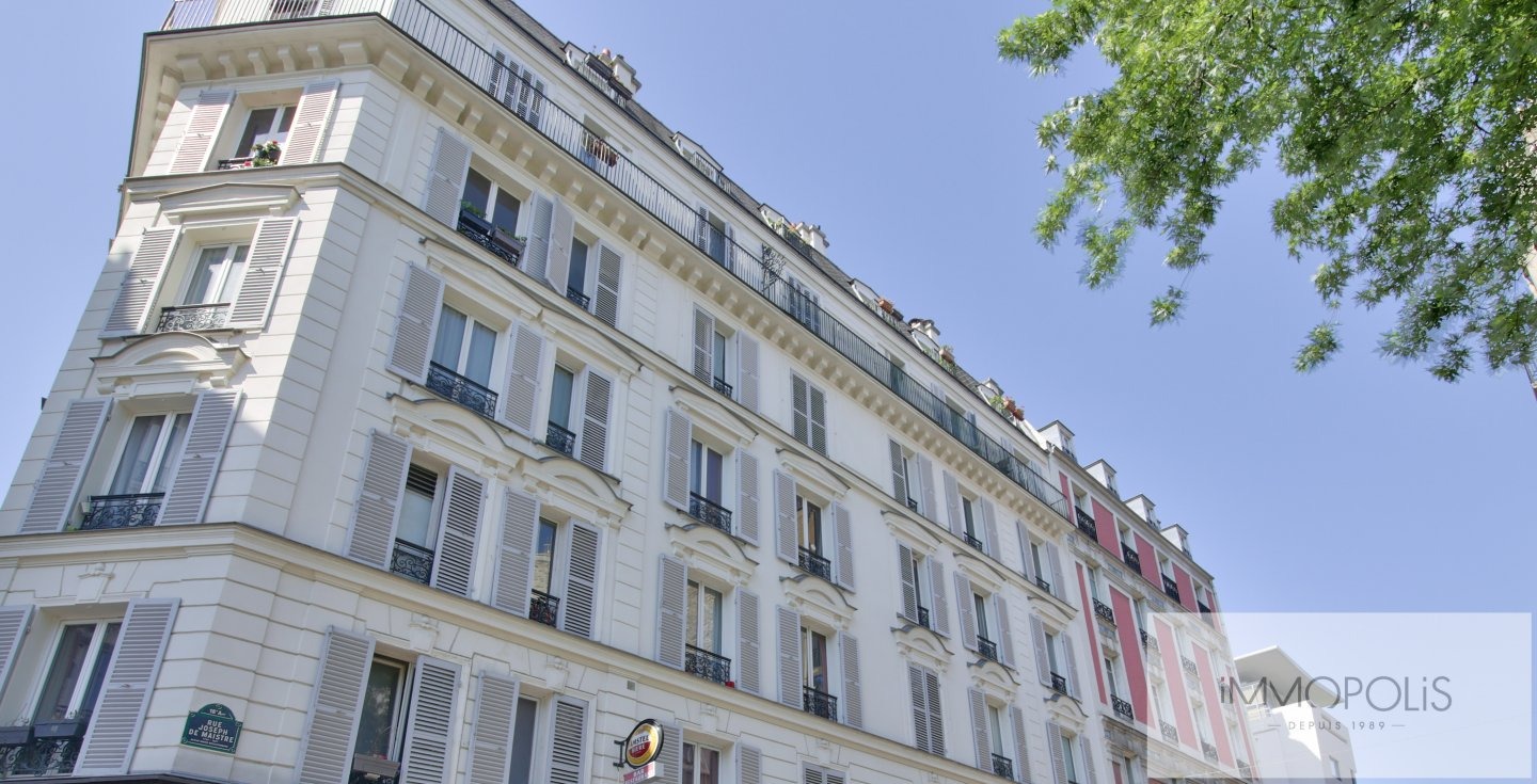 2 pièces en plein coeur des Abbesses. 15