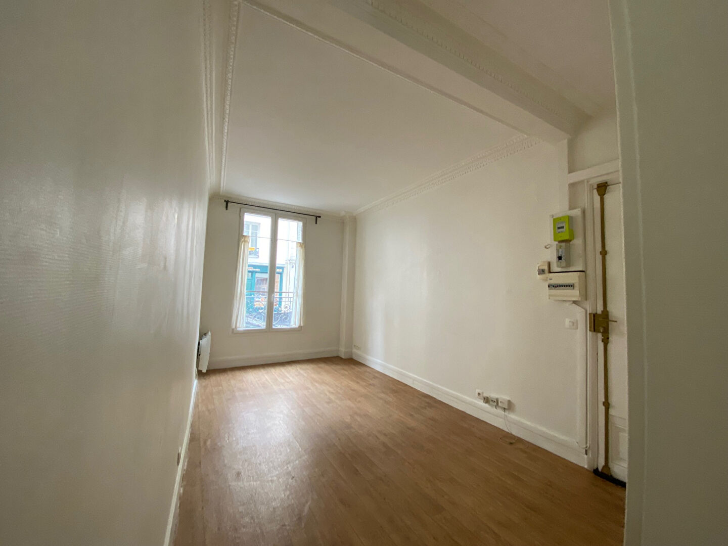 STUDIO  LAMARCK CAULAINCOURT ! 3