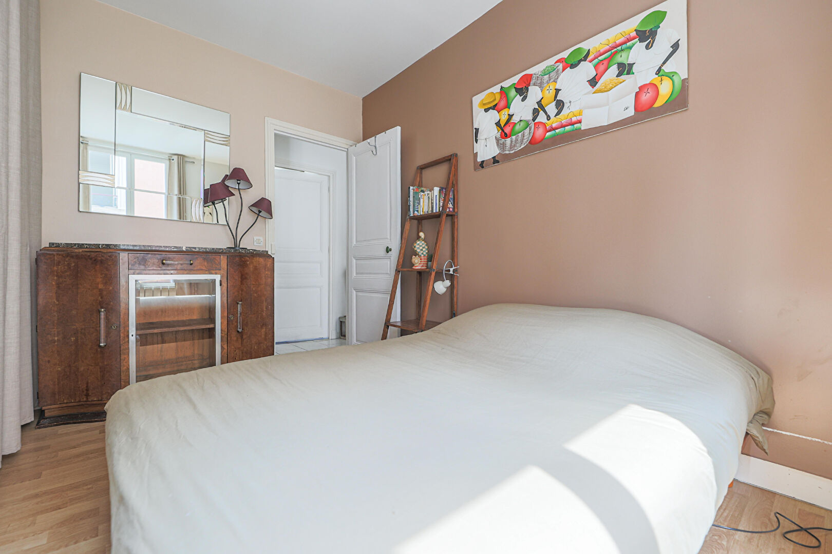 Appartement 2 Pièces rue Lamarck ! 8