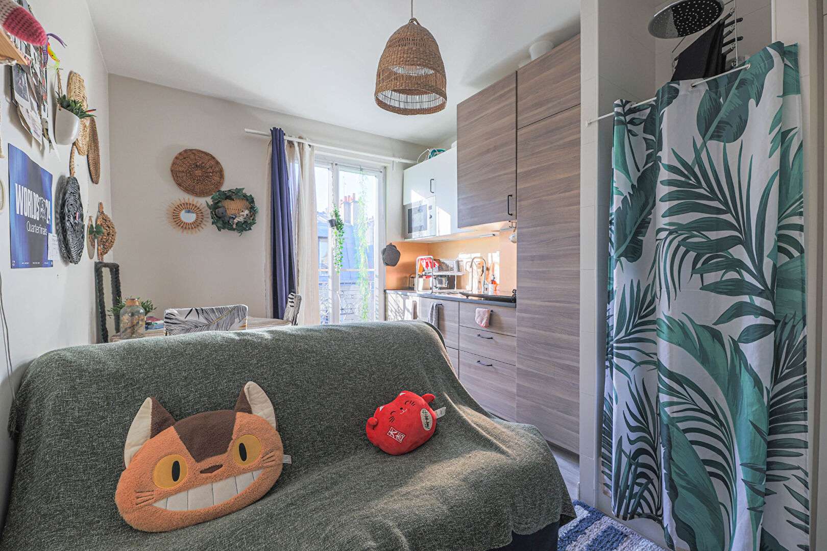 Studio au dernière étage avec ascenseur de 11m² Lamarck / Caulaincourt 2