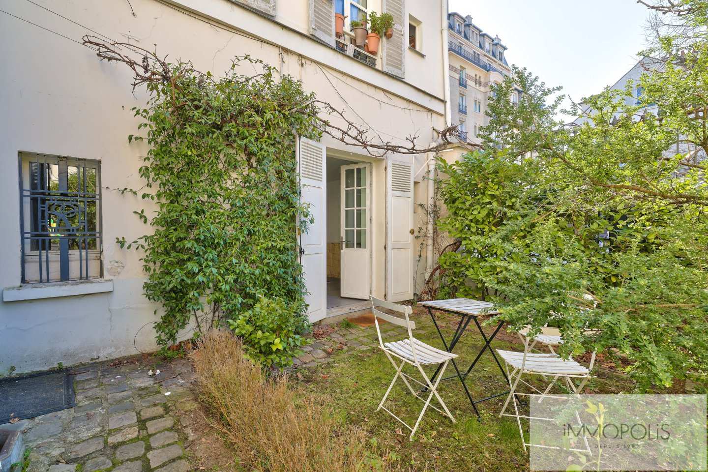 « Comme une maison » Avenue Junot. 3