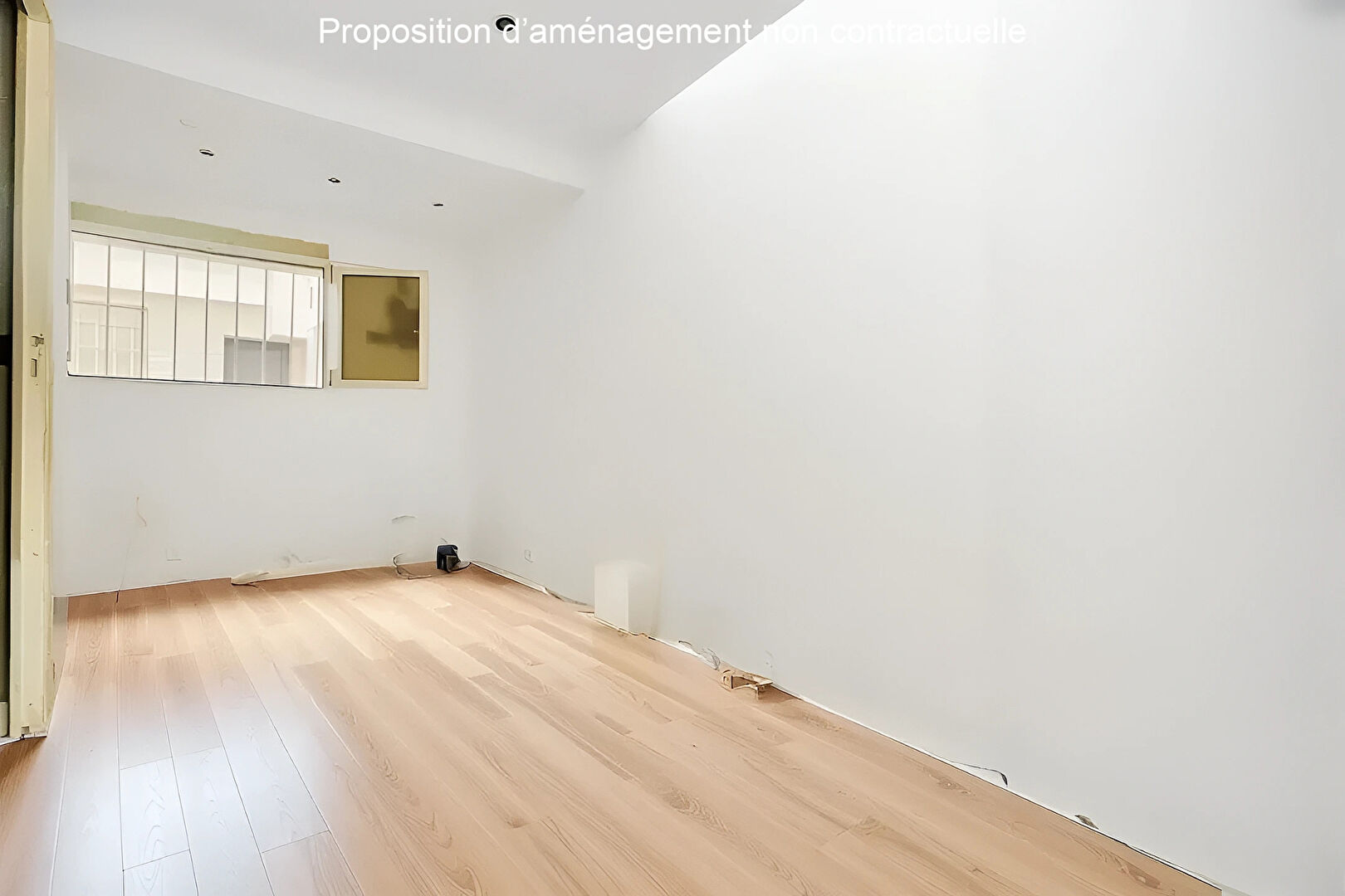 Atypique et plein de charme, local commercial à louer dans un passage pavé du 17e 6