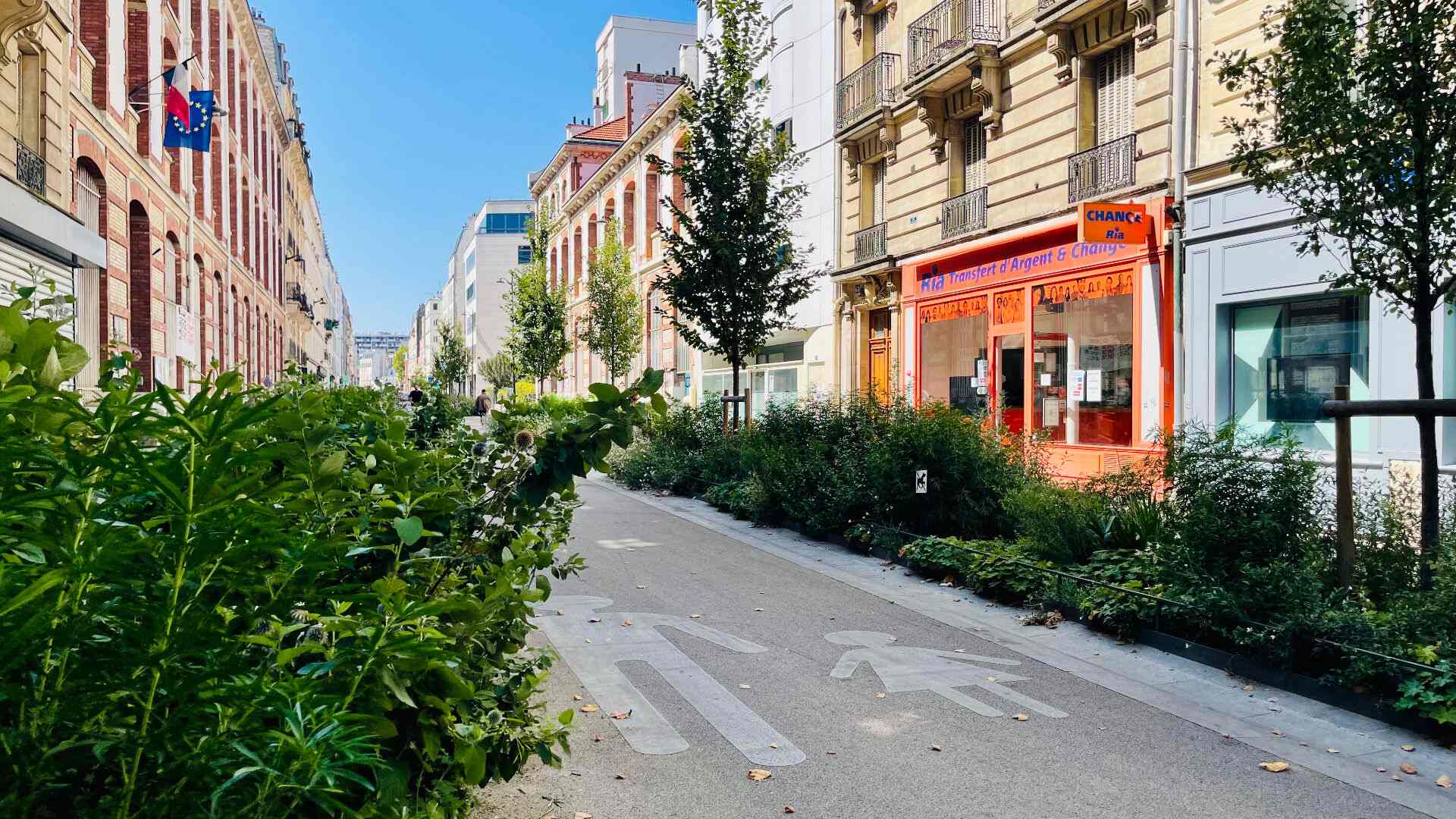 Appartement à moderniser : 3 pièces avec charme de l’ancien, rue Championnet (portion piétonne) 1