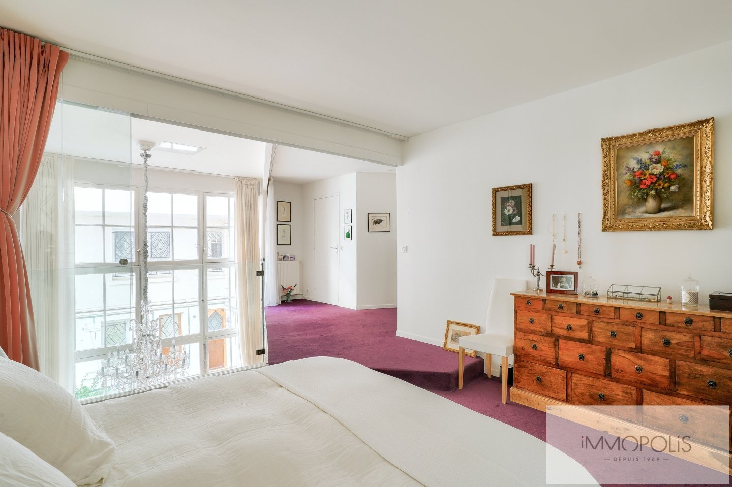 Atelier d’artiste avenue Junot Montmartre. 14