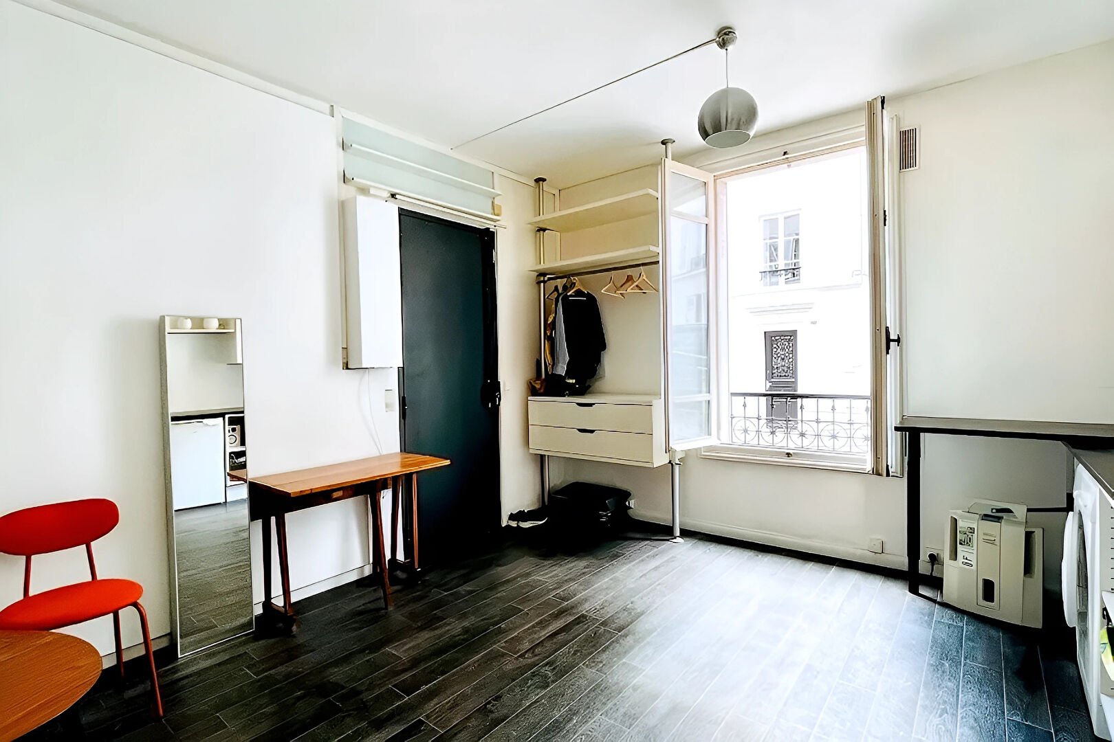 Montmartre – Studio esprit « petite maison » 2