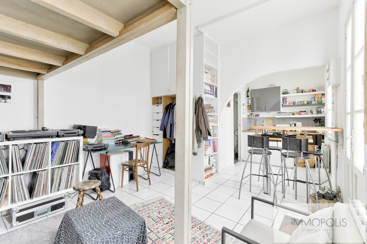Immeuble sur cour de 60 m2 aux Abbesses 5